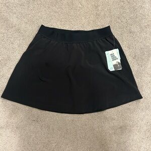 DSG Girls Black Golf Skirt Large NWT
